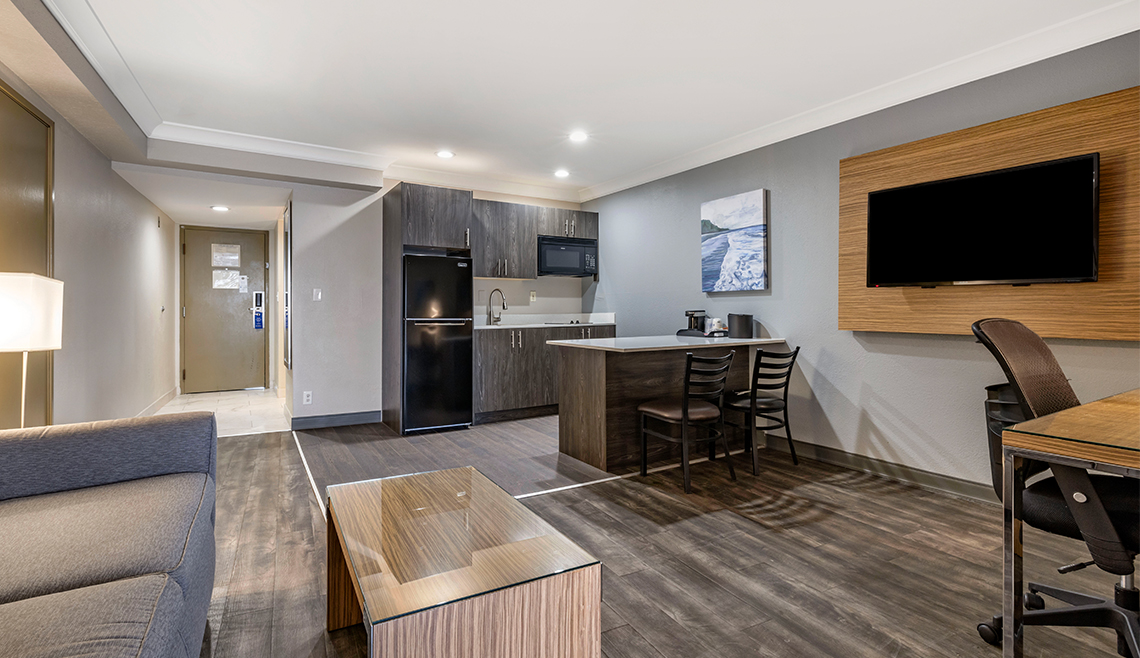 The Enci King with Kitchenette